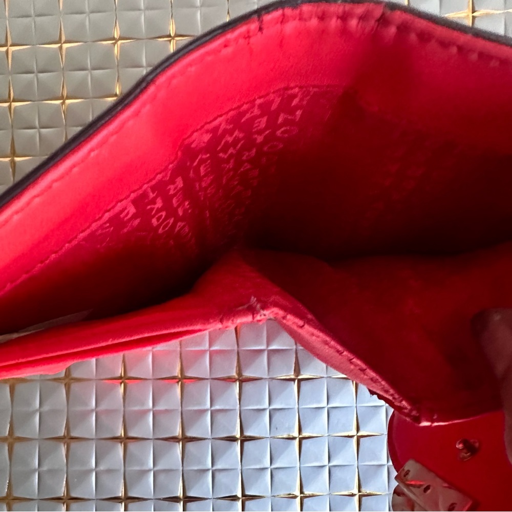 KATE SPADE LEATHER WALLET - Picture 3 of 13